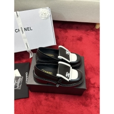 Chanel Low Shoes